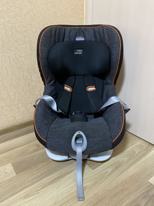 Автокресло BRITAX-ROMER KING II LS Black Marble с 9 мес.до 4 лет