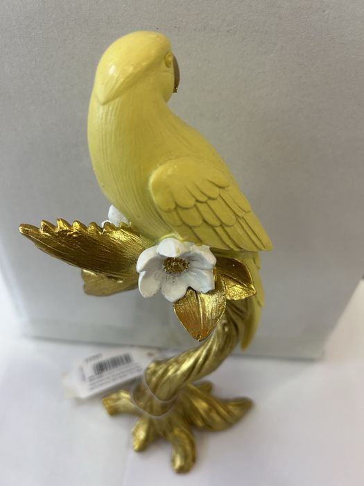 Estatueta Decorativa Papagaio / Catatua Amarela em Pedestal Dourado