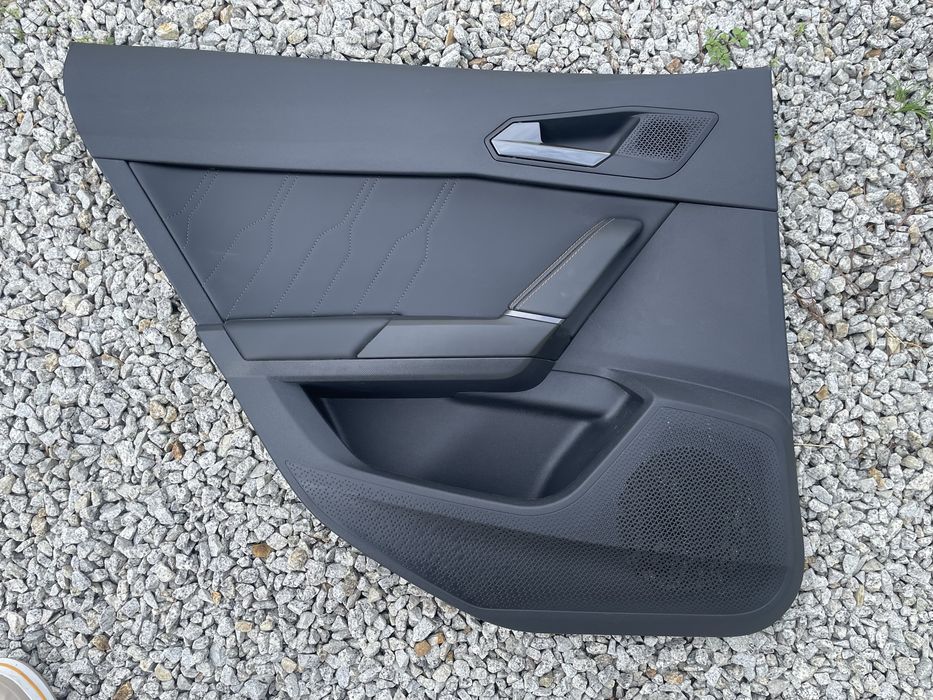 Boczek drzwi lewy tył cupra Leon iv st combi kombi seat leon iv