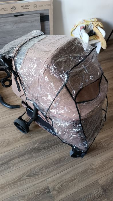 Коляска прогулочная CARRELLO Quattro