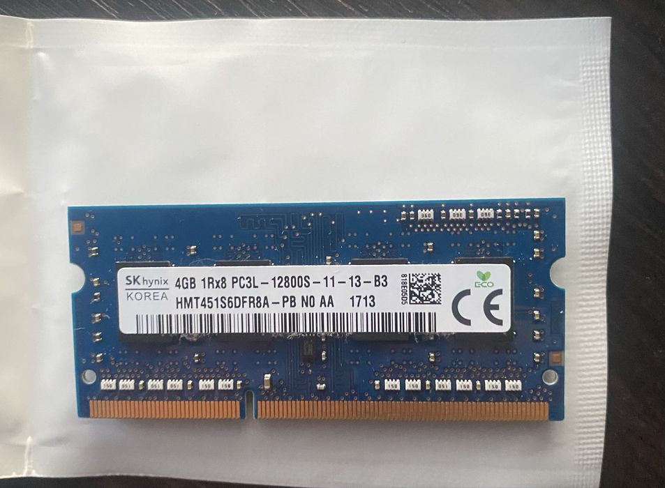 SK hynix HMT451S6DFR8A-PB — ноутбучна SO-DIMM DDR3L 4 ГБ, 1600 МГц (PC3L-12800), CL11, 1.35 В