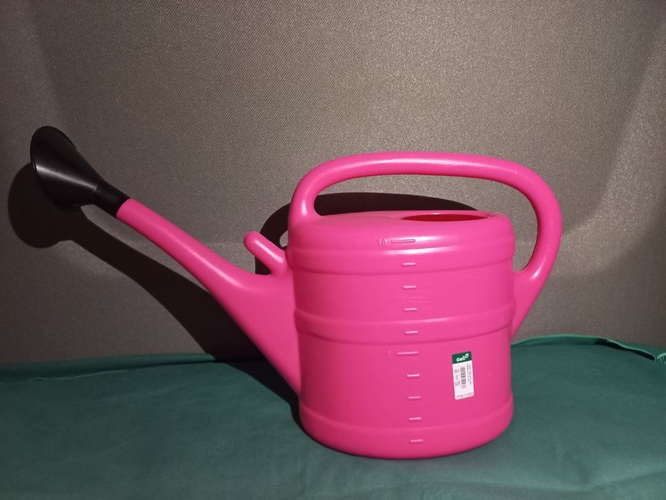 Konewka różowa 10 litrów nowa