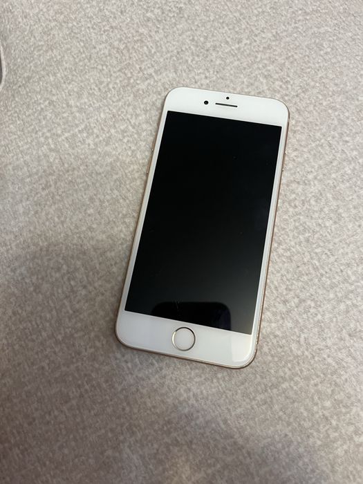 iPhone8 Gold 64GB
