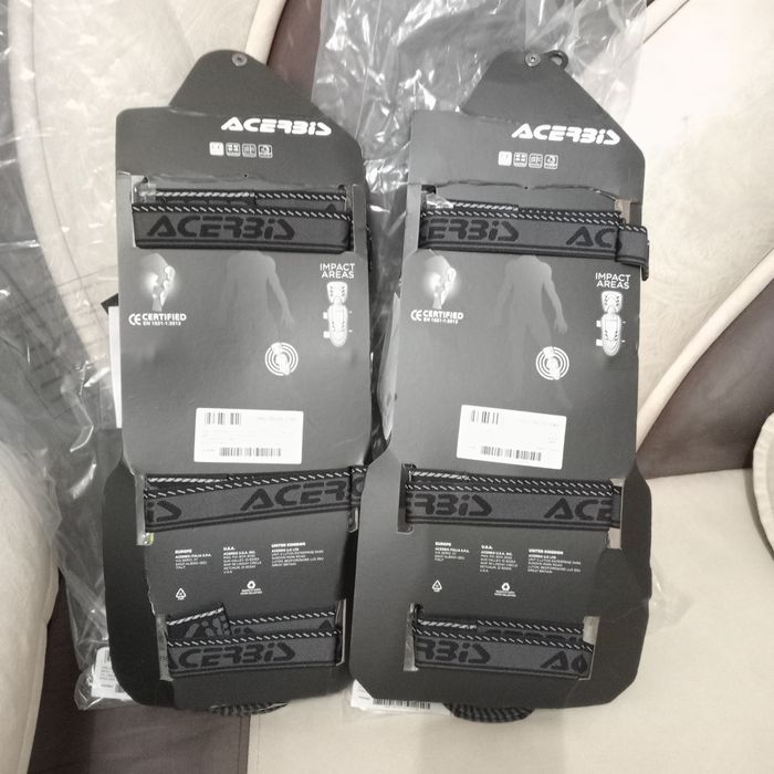 Наколенники ASERBIS