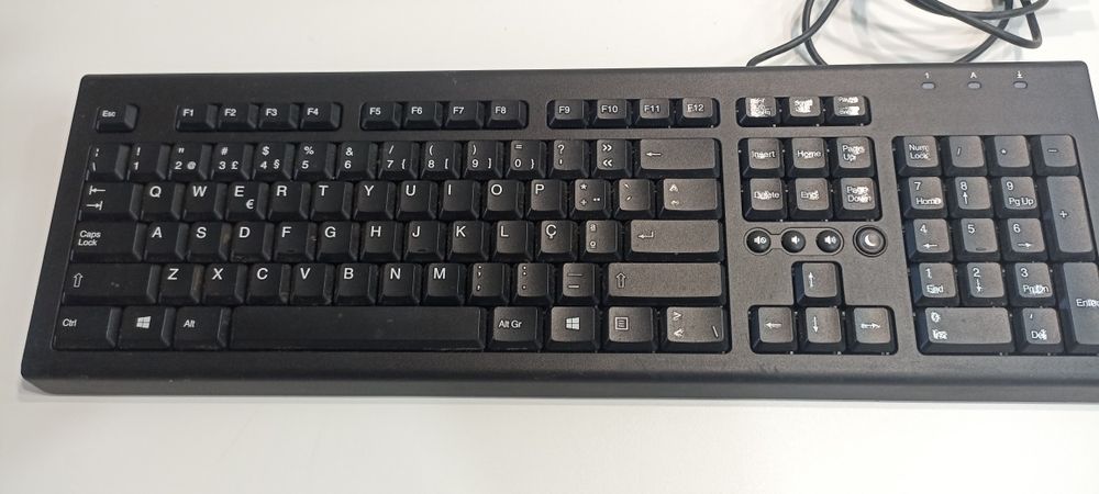 Professional Keyboards64862719774851122