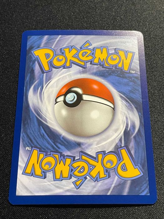 Carta Pokémon Gothita 90/193 Paldea Evolved