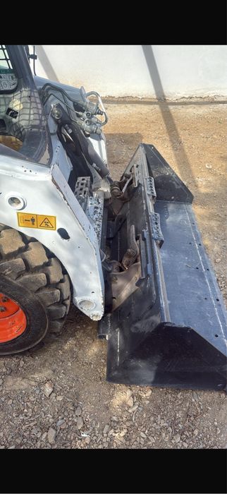 Bobcat S450 muito bom estado