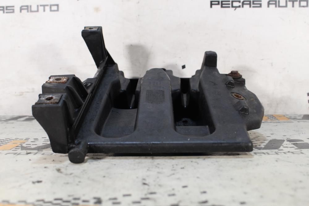 Base / caixa da bateria AUDI TT (8N3)