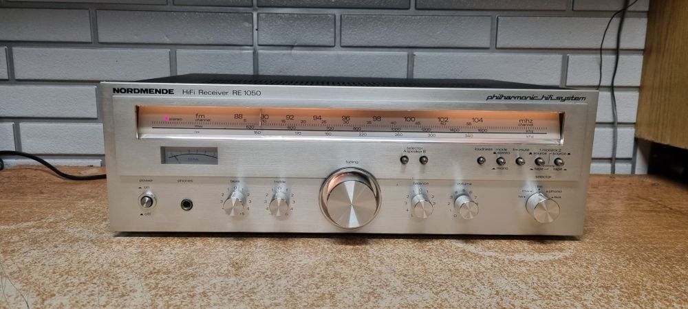Amplituner hi-fi stereo Nordmende RE 1050 philharmonic