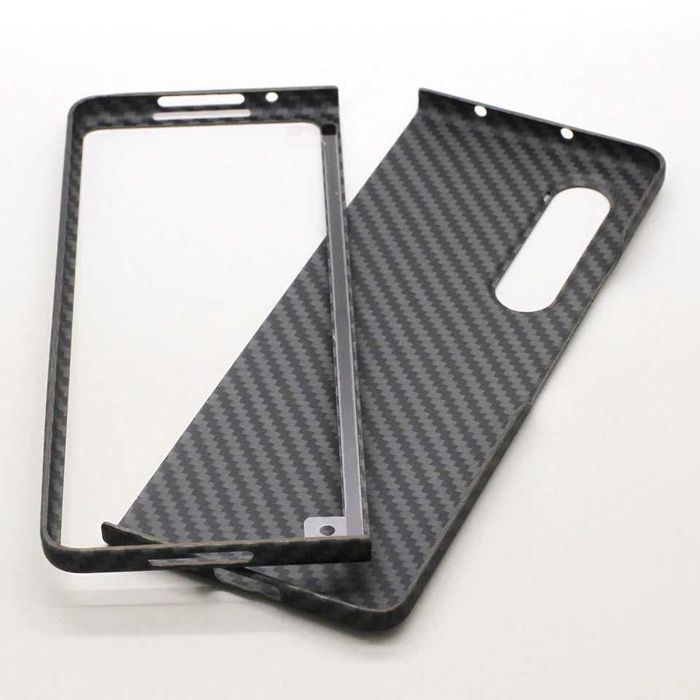 Карбоновый чехол Samsung Galaxy Z Fold 3