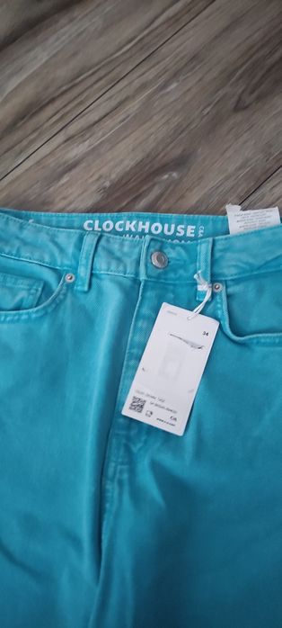 Jeansy mom fit turkusowy kolor