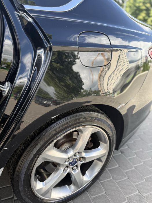 Продам Ford Fusion 2015 2.5 л газ/бензин