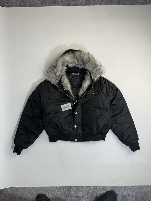 ДУТИЙ БОМБЕР С МЕХОМ дутый черный пуховик мех капишон opium archive MA