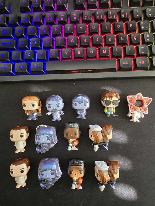 Bonecos da kinder joy