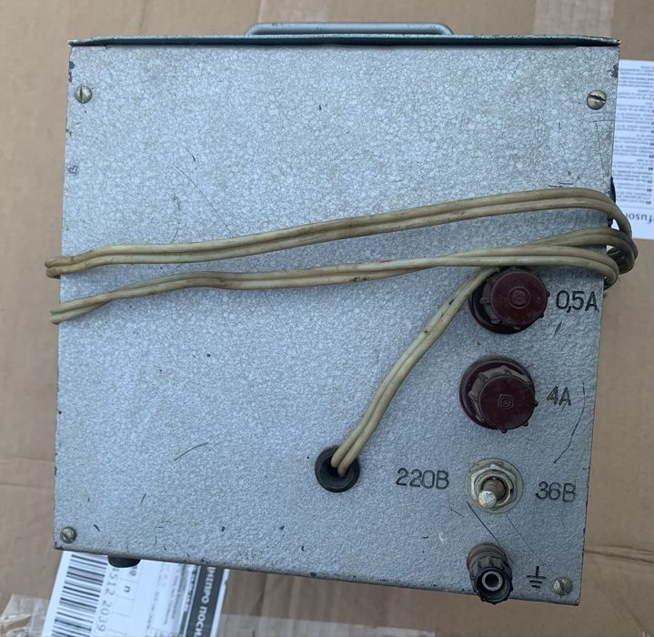 Трансформатор, Советский измерительный прибор или блок питания.