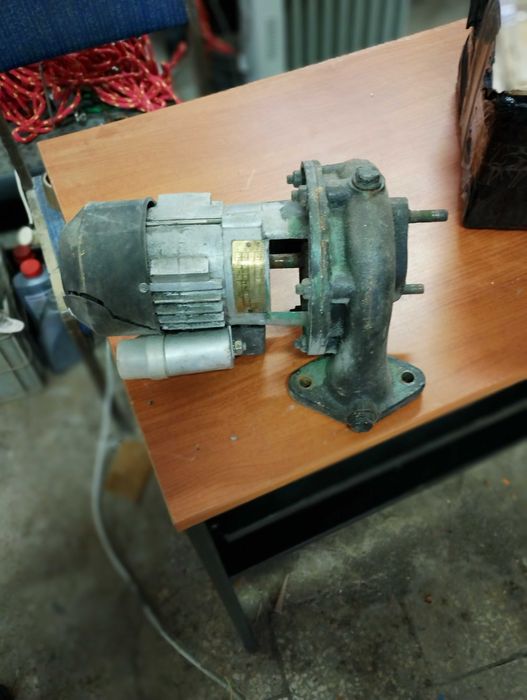 Silnik 230v +pompa Co