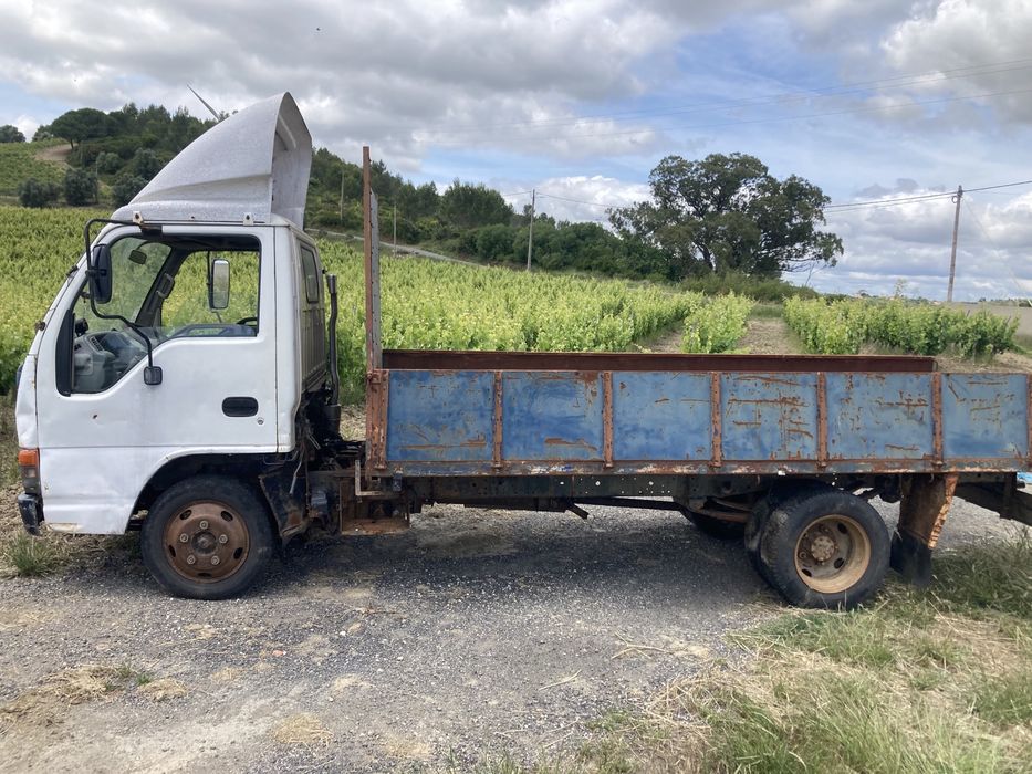 Izuzu NKR 3.1   .3500kg