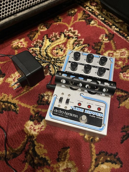 Electro harmonics tube zipper distortion envelope