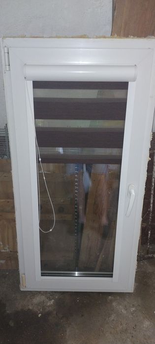 Drzwi wejściowe okno