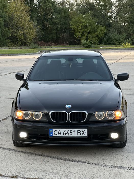 Продам BMW E39 м54 2.2 2002 можливий обмін.