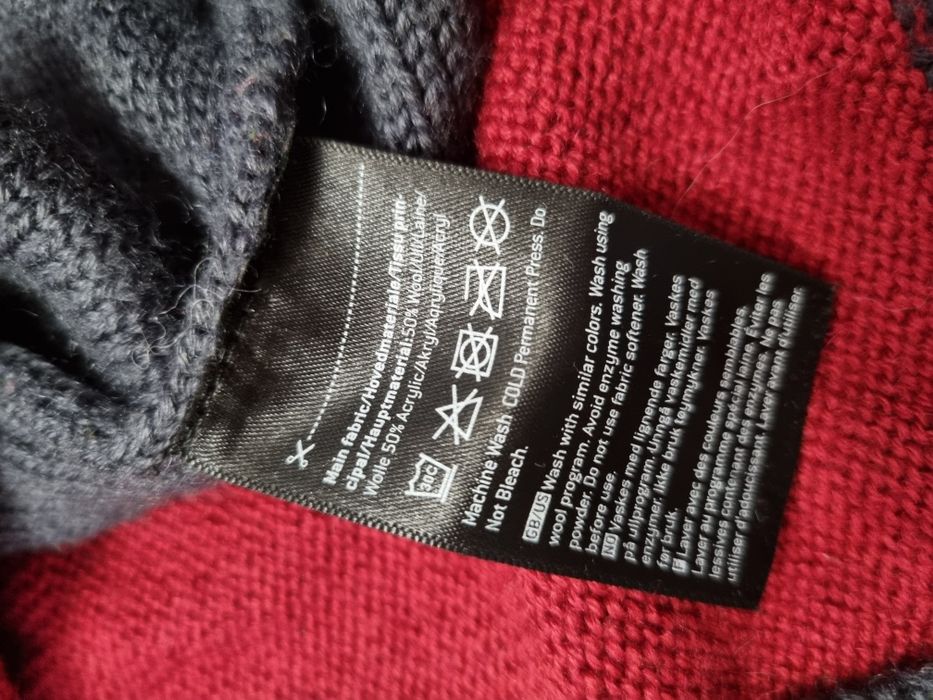 Sweter swetr Kari Traa L 40 odzież termiczna