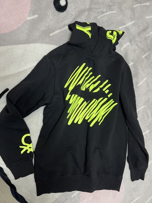 Продам худі на хлопчика 12-13 років