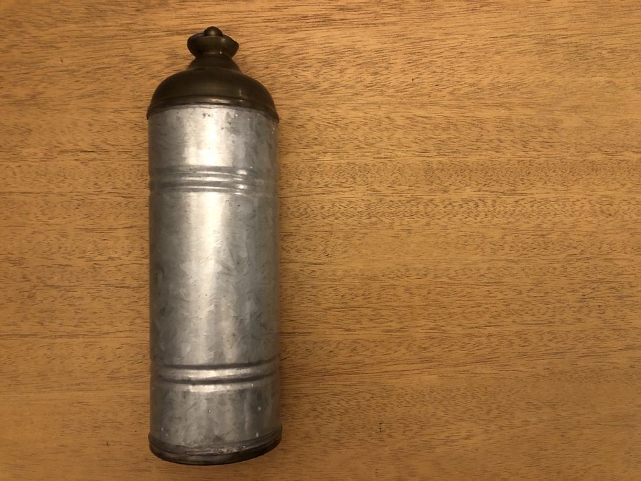 Botija antiga usada como botija de agua quente