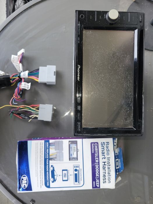 Radio samochodowe Pioneer Avic-D3 CD DvD DivX Sat +kable  moduły