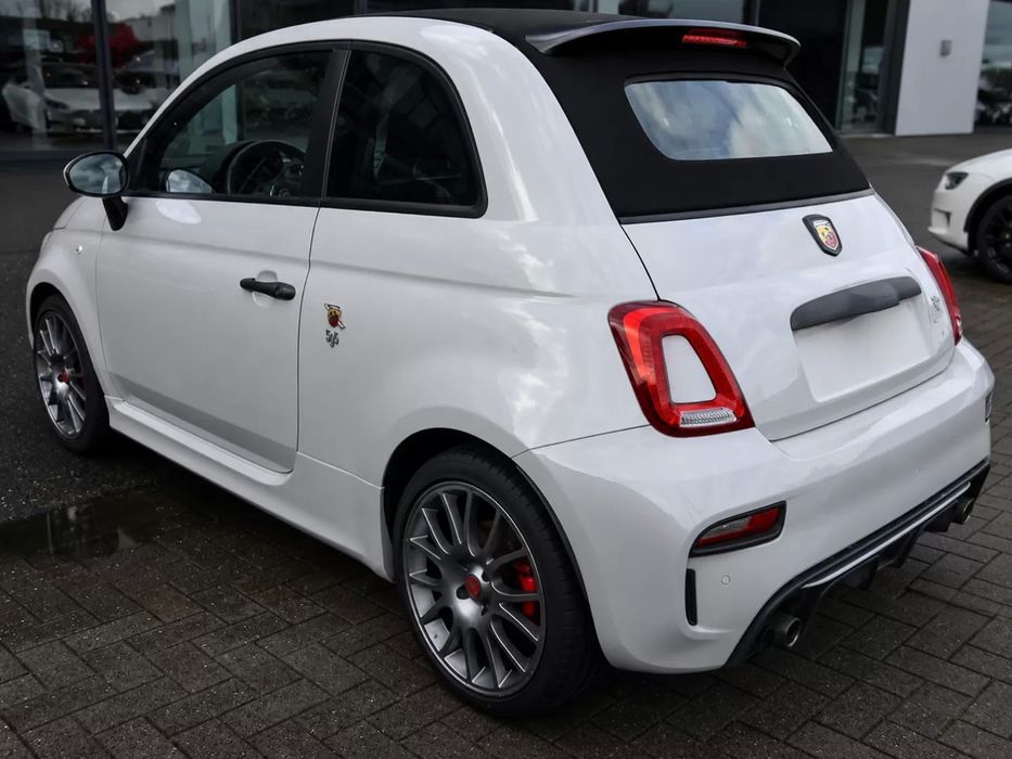 Abarth 595C 1.4 T-Jet Competizione