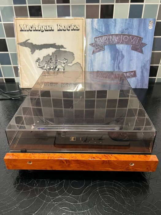 Schneider In Concert 6100 PL Вініловий програвач