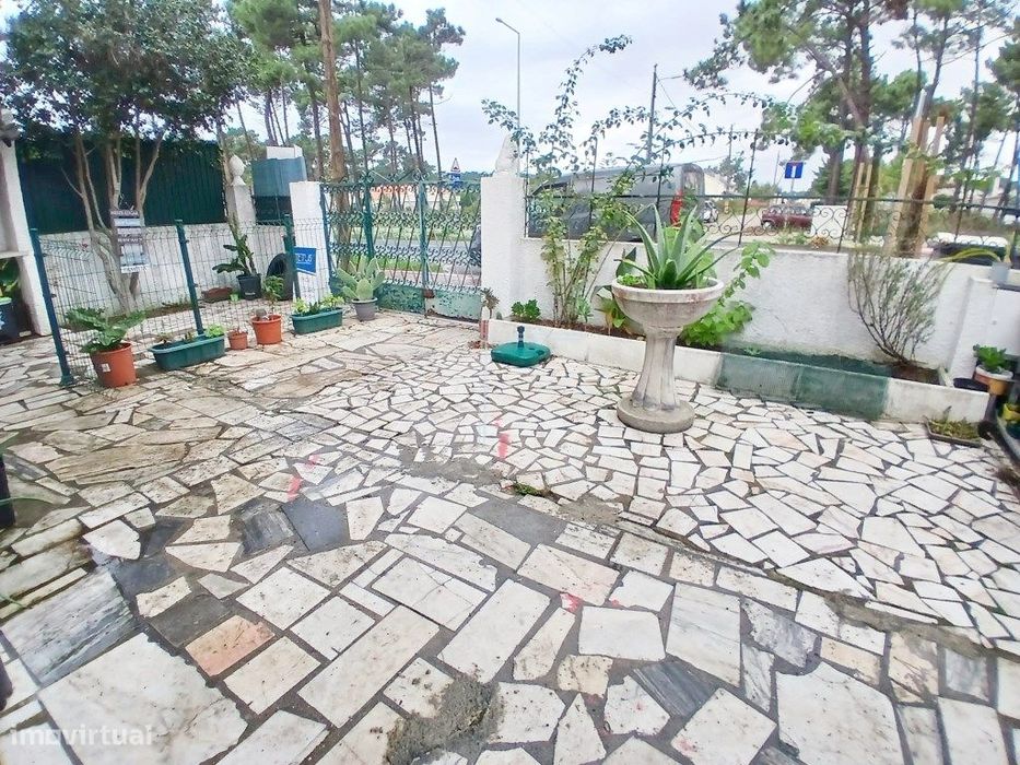 Moradia geminada T3, arquitetura tradicional- Aroeira