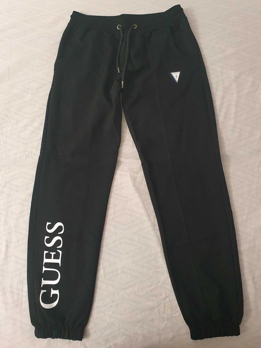 NOWE damskie spodnie dresowe Guess dresy gg dres czarny M 38