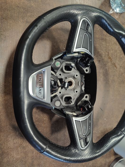 Renault Koleos II 2 INITIALE kierownica