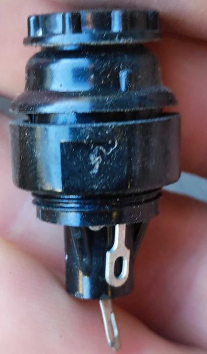 Конденсатор, резистор, тумблер і інш.