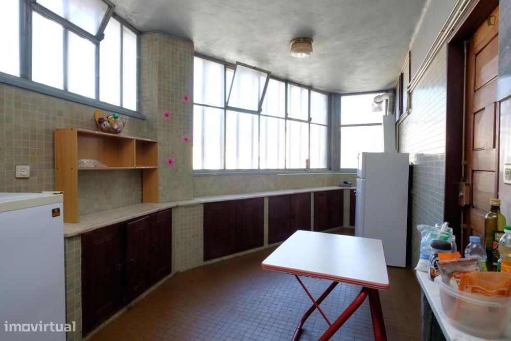 Quarto - localizado em Cidral Coimbra