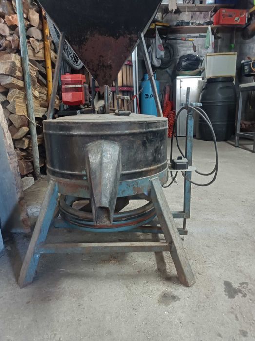 Moinho de milho elétrico