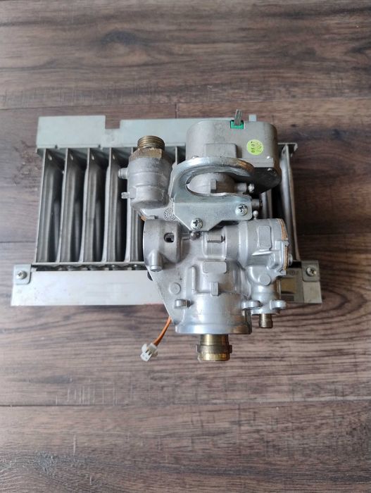 Zespół gazowy do piecyka gazowego Vaillant atmoMAG mini PL 11-0/0 XI H