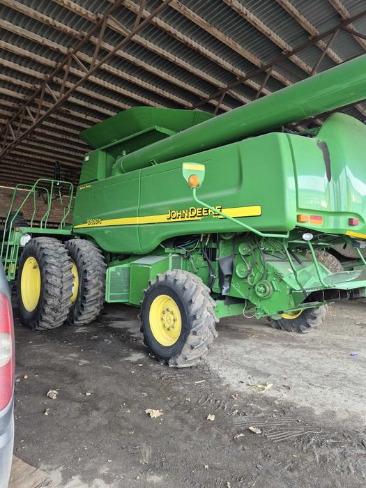 комбайн John Deere 9760