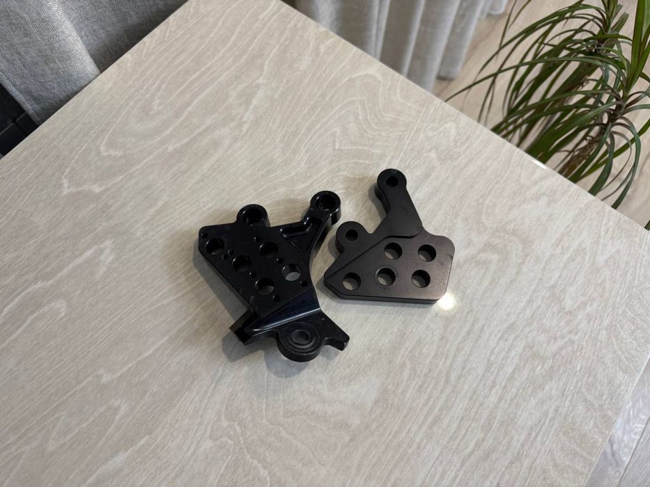 Посилений кронштейни підніжок SurRon Light Bee