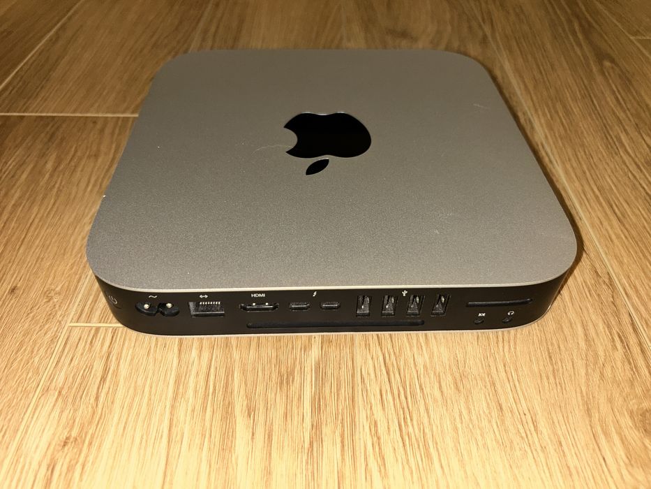 MacMini Late 2014 Intel Core i7  SSD256 GB/RAM 16GB + klawiatura +mysz