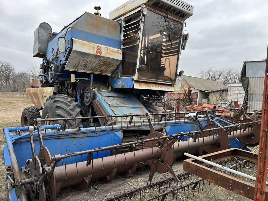 Продам комбаїн Єнісей