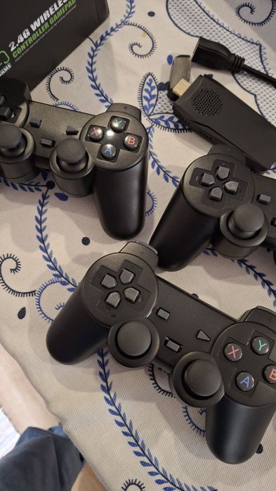 2.4g wireless controller gamepad