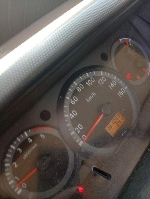 Nissan cabstar Naquel de grua elevatória