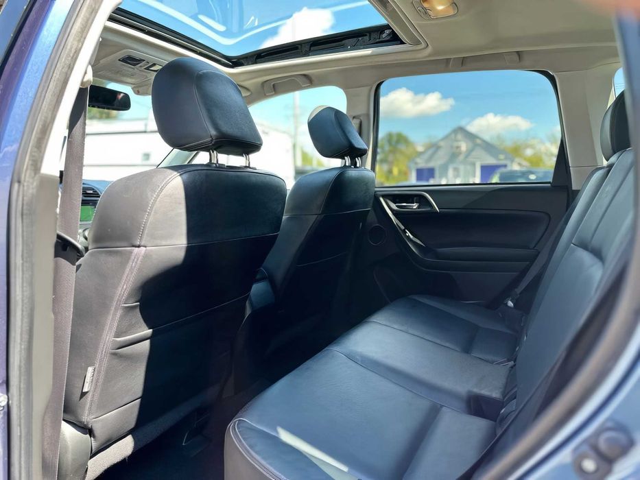 Subaru Forester Touring      2015