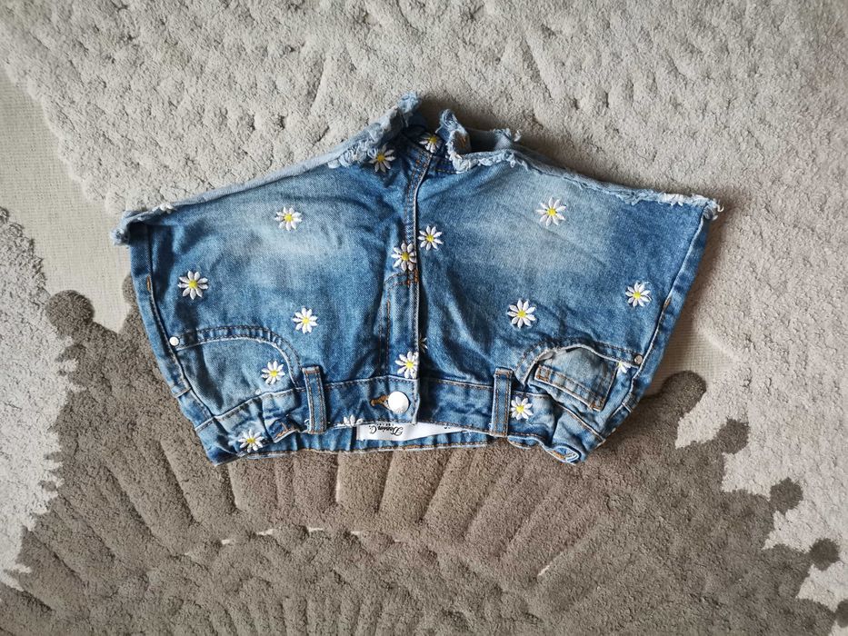Spodenki dżinsowe firmy Denim Co roz 146