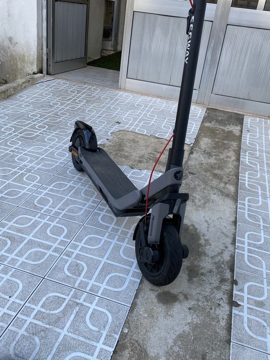 Vendo trotinete eletrica