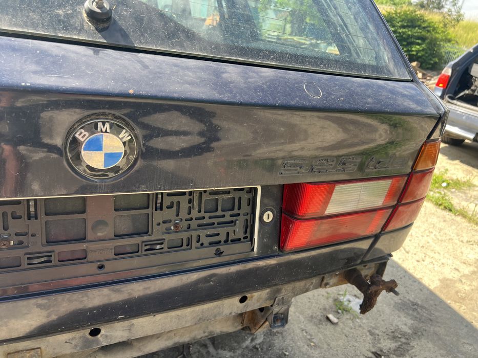 Klapa bagaznika Bmw e34 touring orientblau metallic