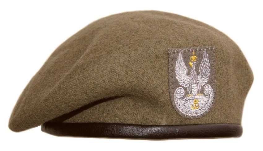 Berety WOT oliwkowy.