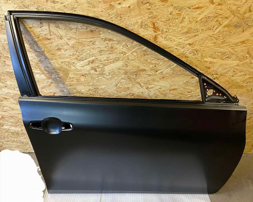 Дверка передня Toyota Camry 55 USA
