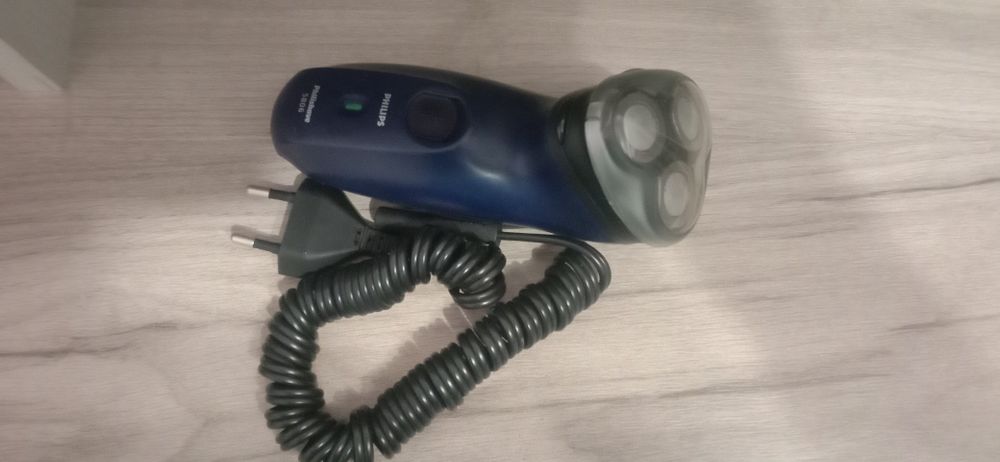 Продам Бритву Philips